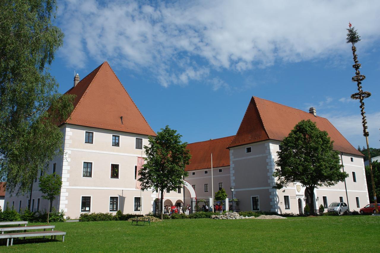 Schloss Hotel Zeillern ภายนอก รูปภาพ
