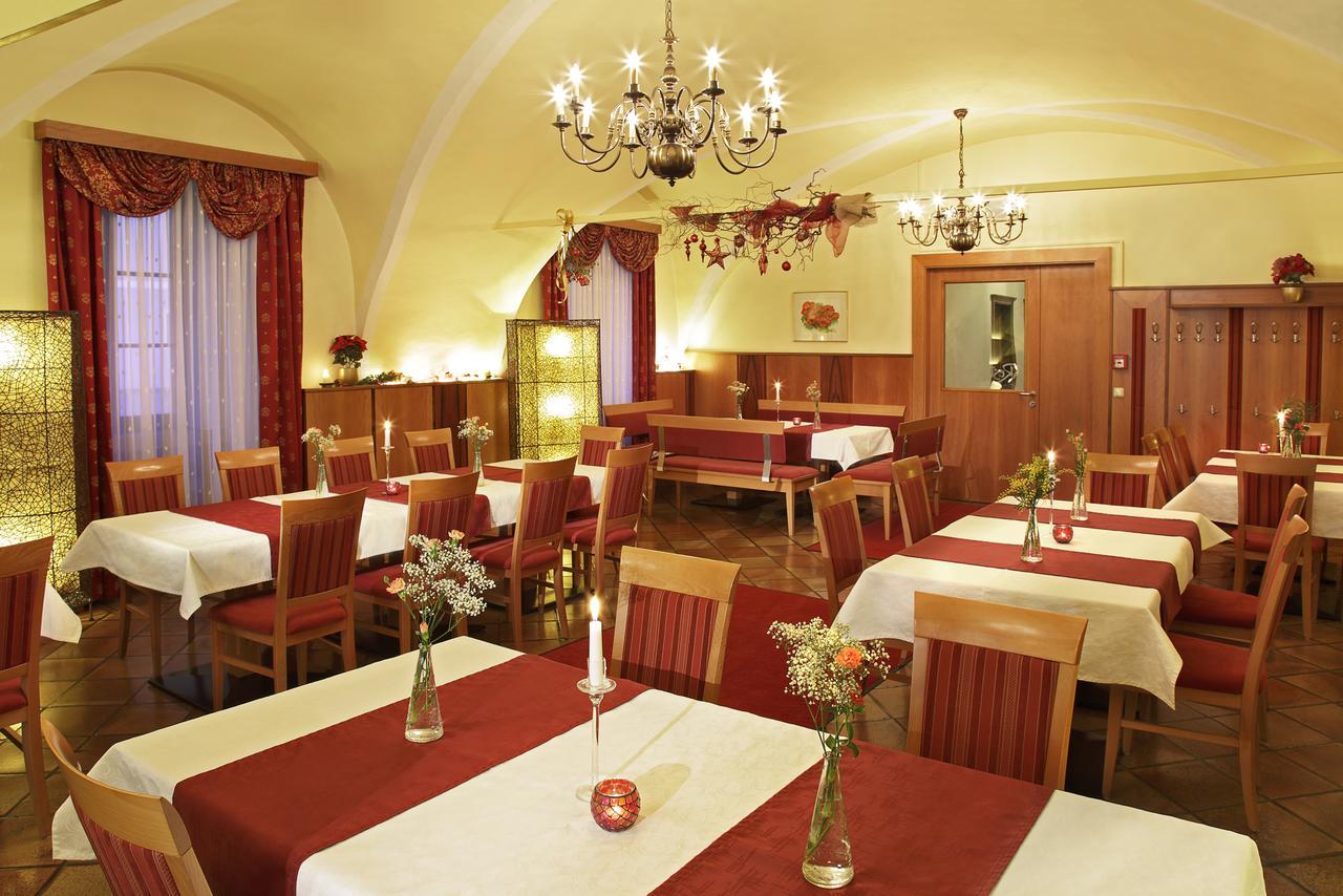 Schloss Hotel Zeillern ภายนอก รูปภาพ
