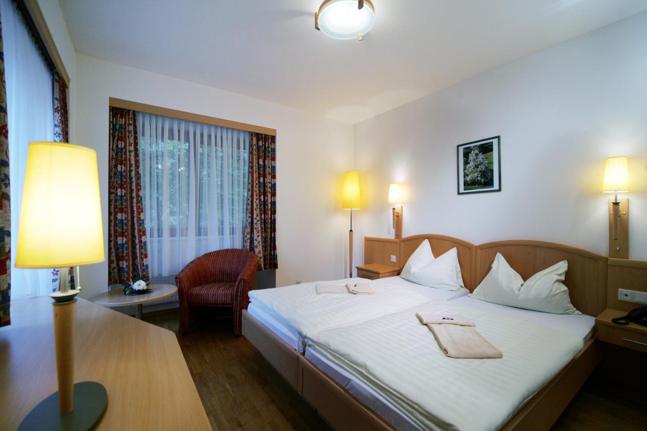 Schloss Hotel Zeillern ภายนอก รูปภาพ